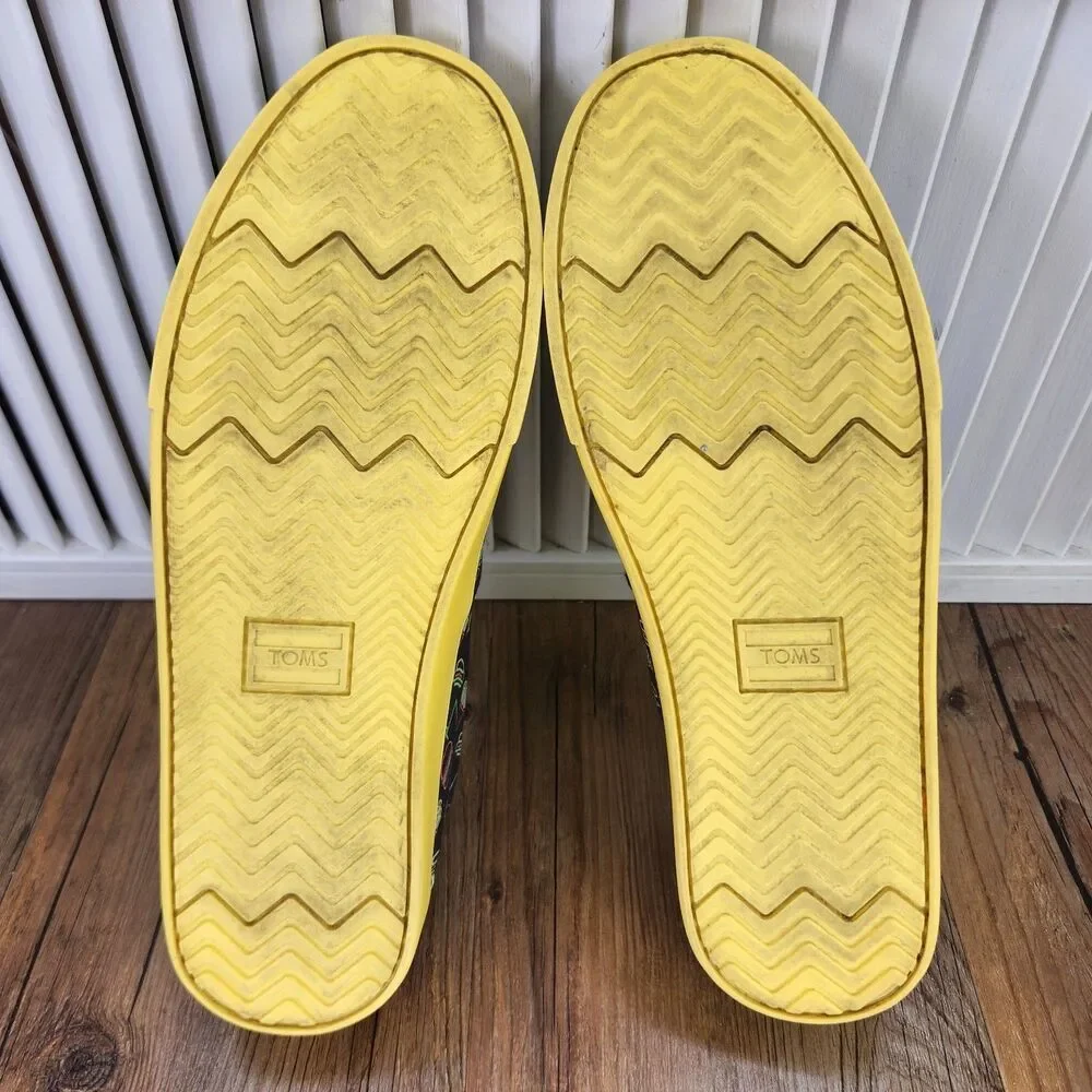 TOMS Venice Late Night Food Print Canvas Mens Size 12 Black Yellow Loafers Shoes